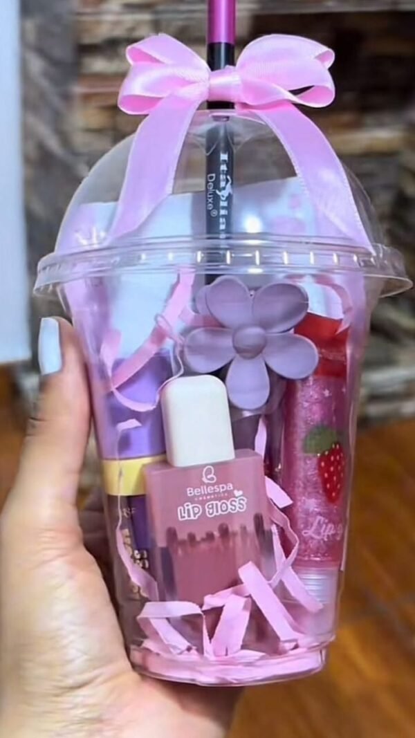 Beauty Accessories Surprise Bouquet