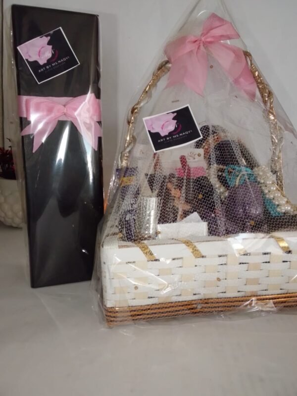 Luxury Ladies Gift Basket